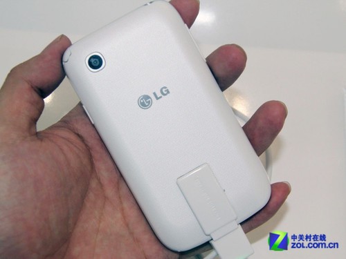 LG L35主摄像头无闪光灯