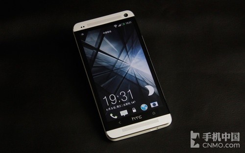 新HTC One（M7）