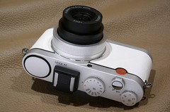 徕卡日本限量版X2数码相机，白色款产品细节
