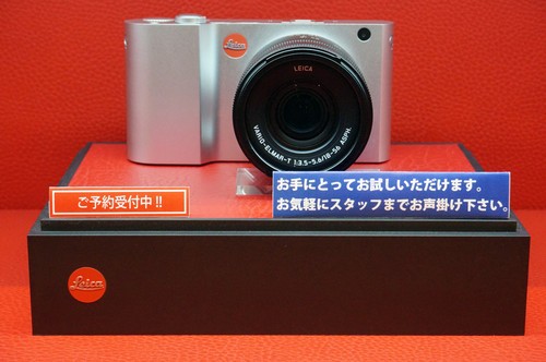 之前，在日本地区销售徕卡T相机，版本均为银色
